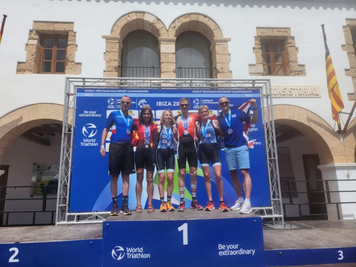 Subampeona del mundo (Plata) en Duatlon sprint en 2023 World Triathlon Multisport Ibiza