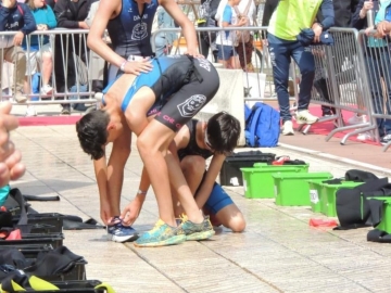 Cuando el triatlón es deporte de equipo